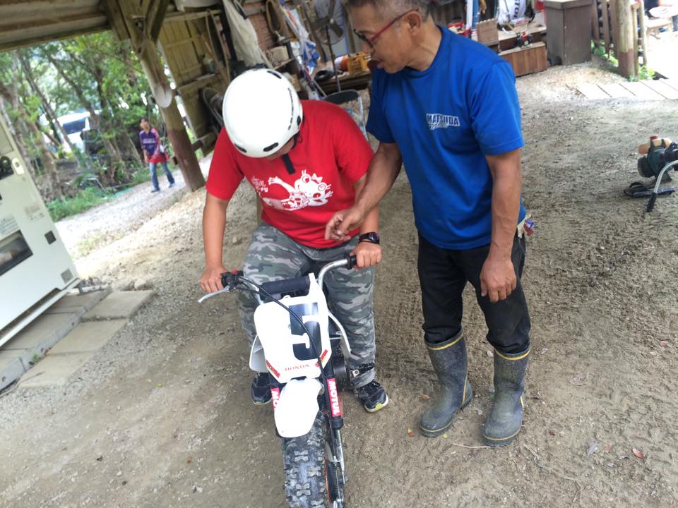 11911705_729306780546196_684509476_n