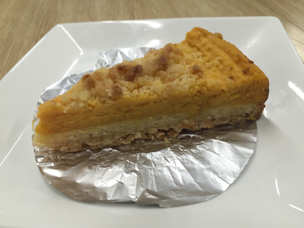 黄金イモケーキ