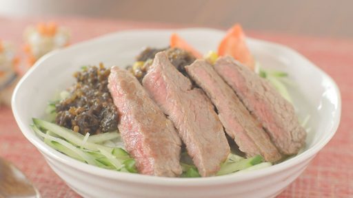 ステーキもずく丼